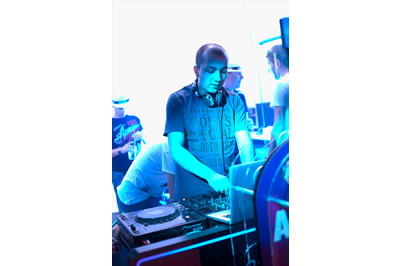 DJ Simon